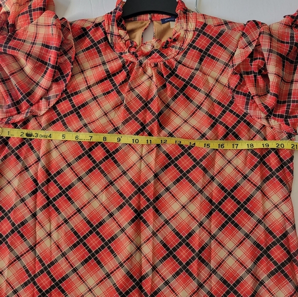 Tommy Hilfiger Ruffled Chiffon Dress. - Picture 4 of 9